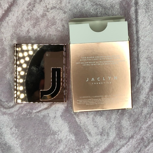 Jaclyn Cosmetics Highlighter in Sparks - Picture 5 of 6